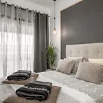 Hostel Avenue View - *