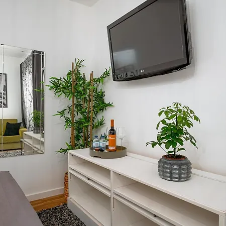 Bed & Breakfast Avenue View - Porto