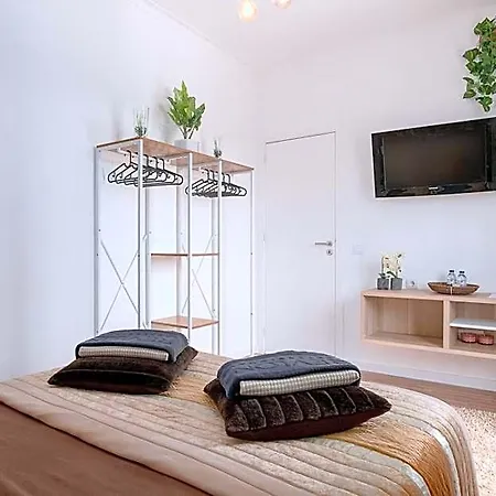 Hostal Avenue View