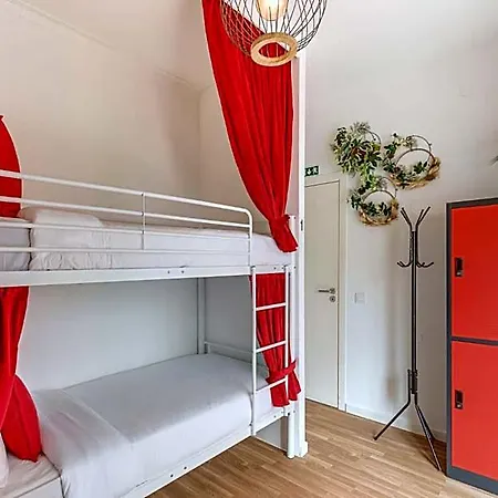 Avenue View Hostal Oporto