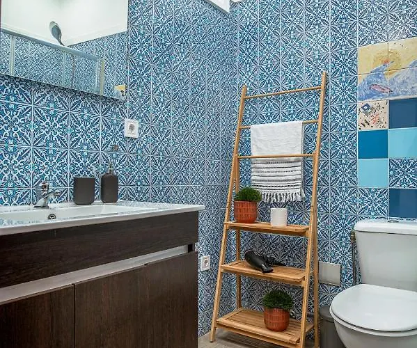 Avenue View - * פורטו