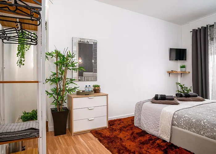 Avenue View - אכסניה