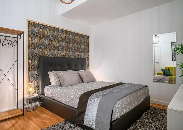 Avenue View - Oporto